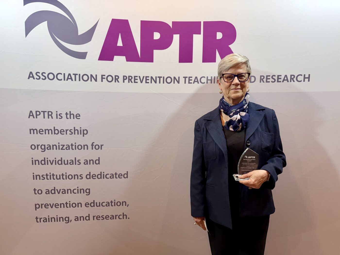 Kathleen Hall Jamieson at the APTR conference, where she received the group's Special Recognition Award.